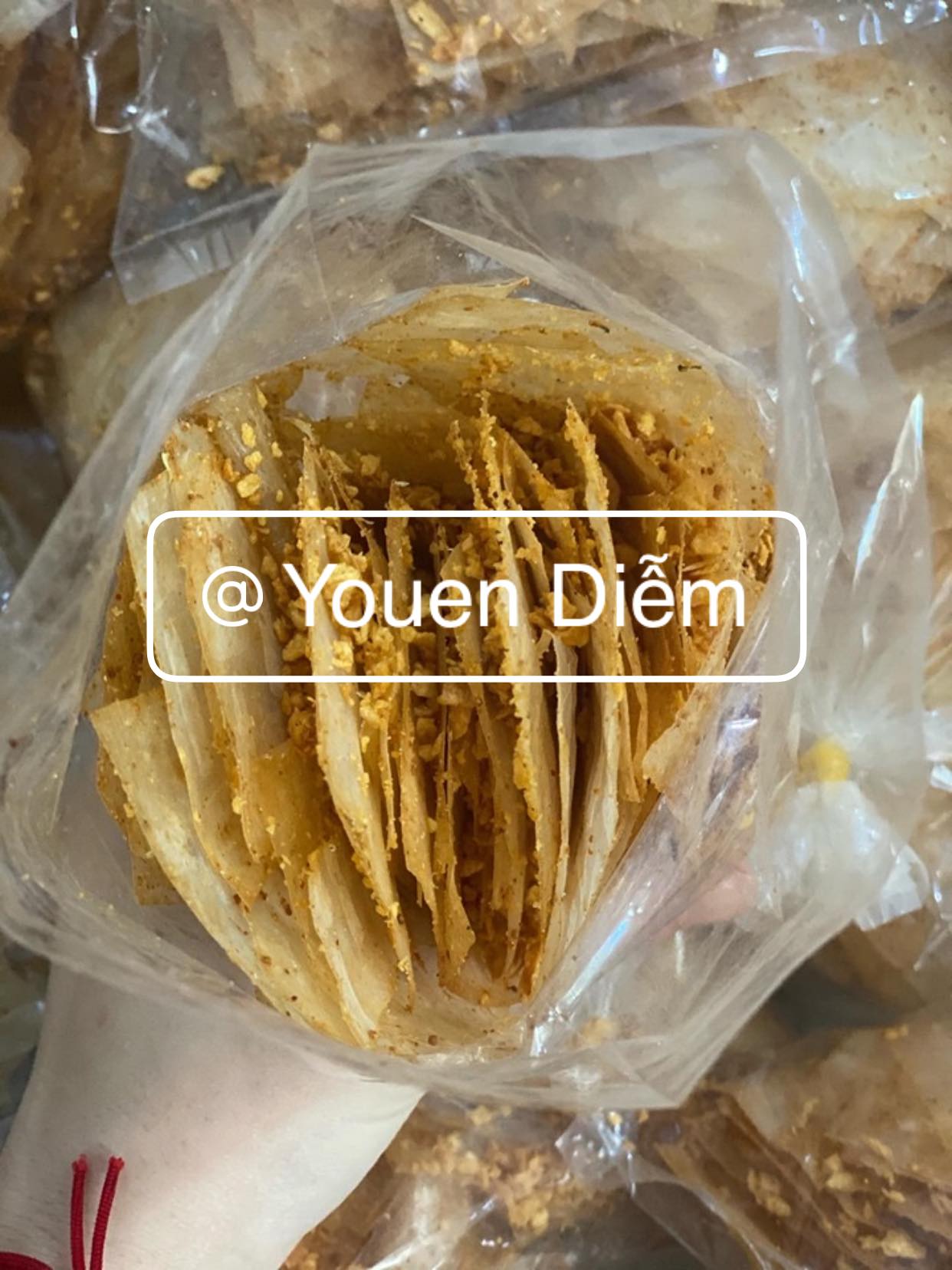 [HCM]Bánh tráng muối nhuyễn tỏi