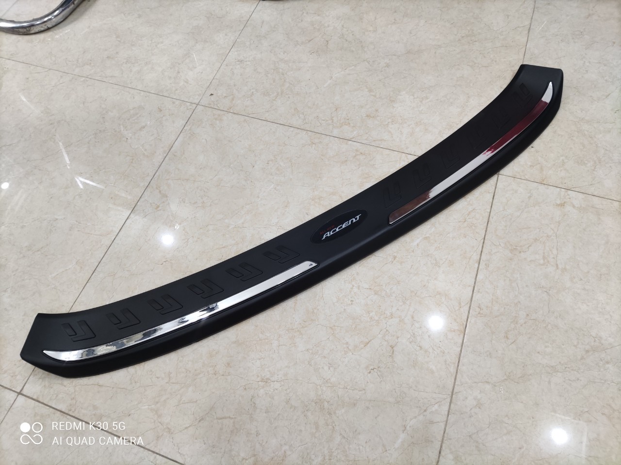 Chống trầy cốp ngoài xe accent 2021 2022 2023 mẫu nhựa 3d chống trầy xước cốp