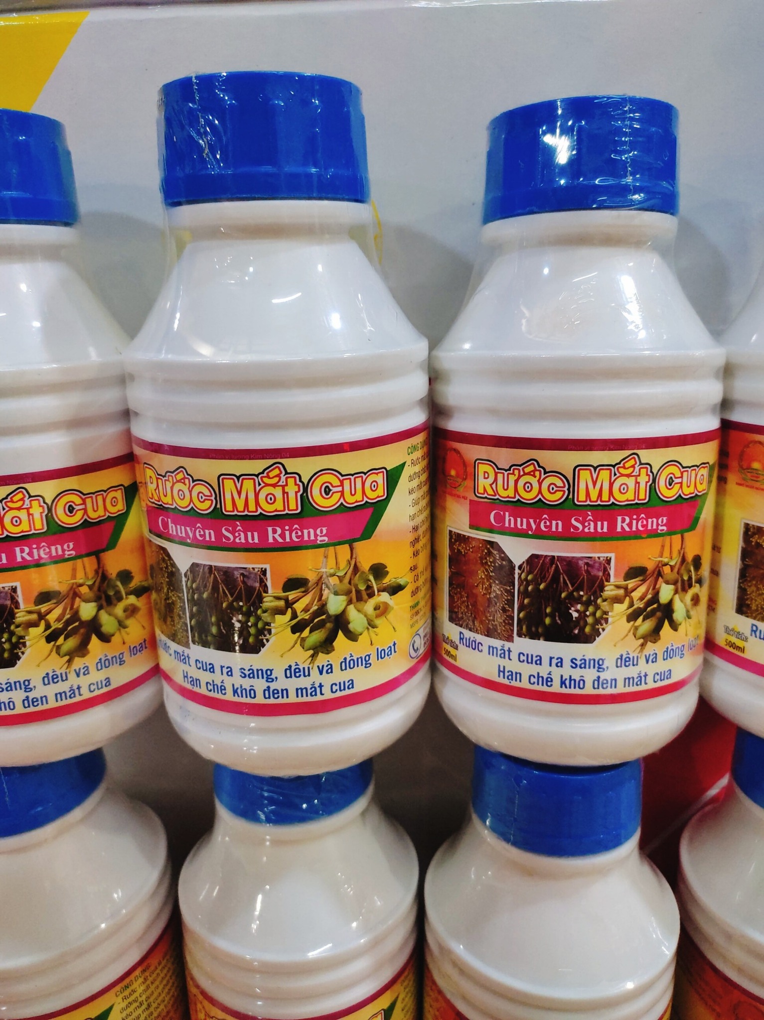 Phân bón rước mắt cua chuyên kéo bông sầu riêng ra đồng loạt chai 500ml