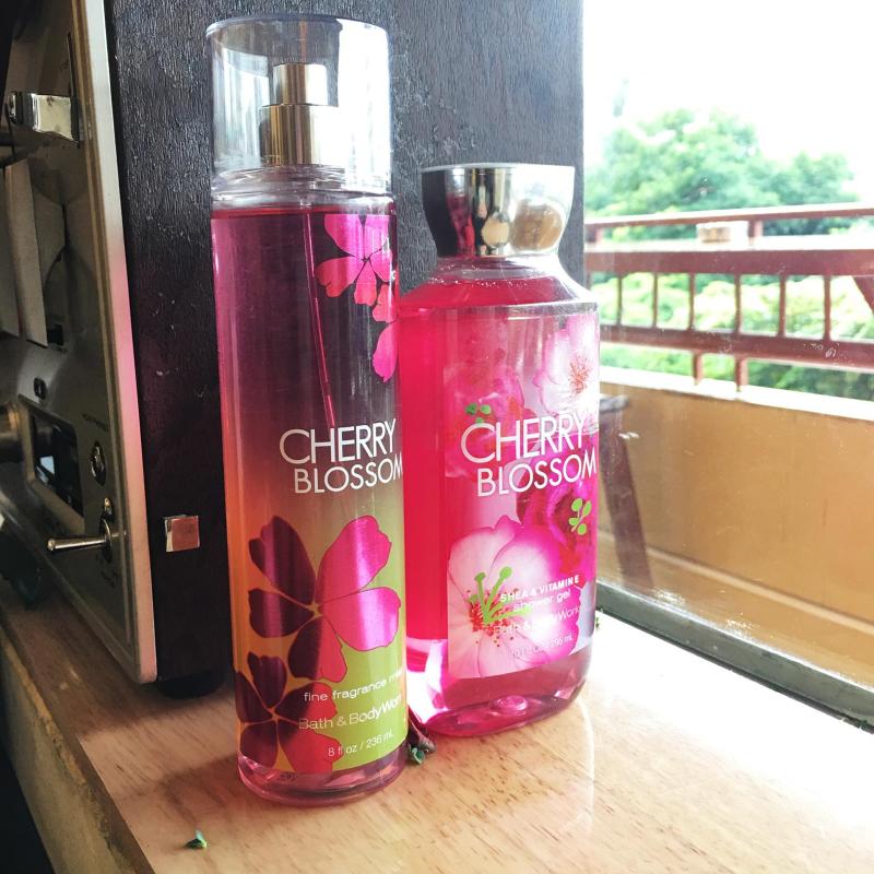 Combo Gel tắm và Nước hoa body dạng sương Bath & Body Works - Mùi Cherry blossom