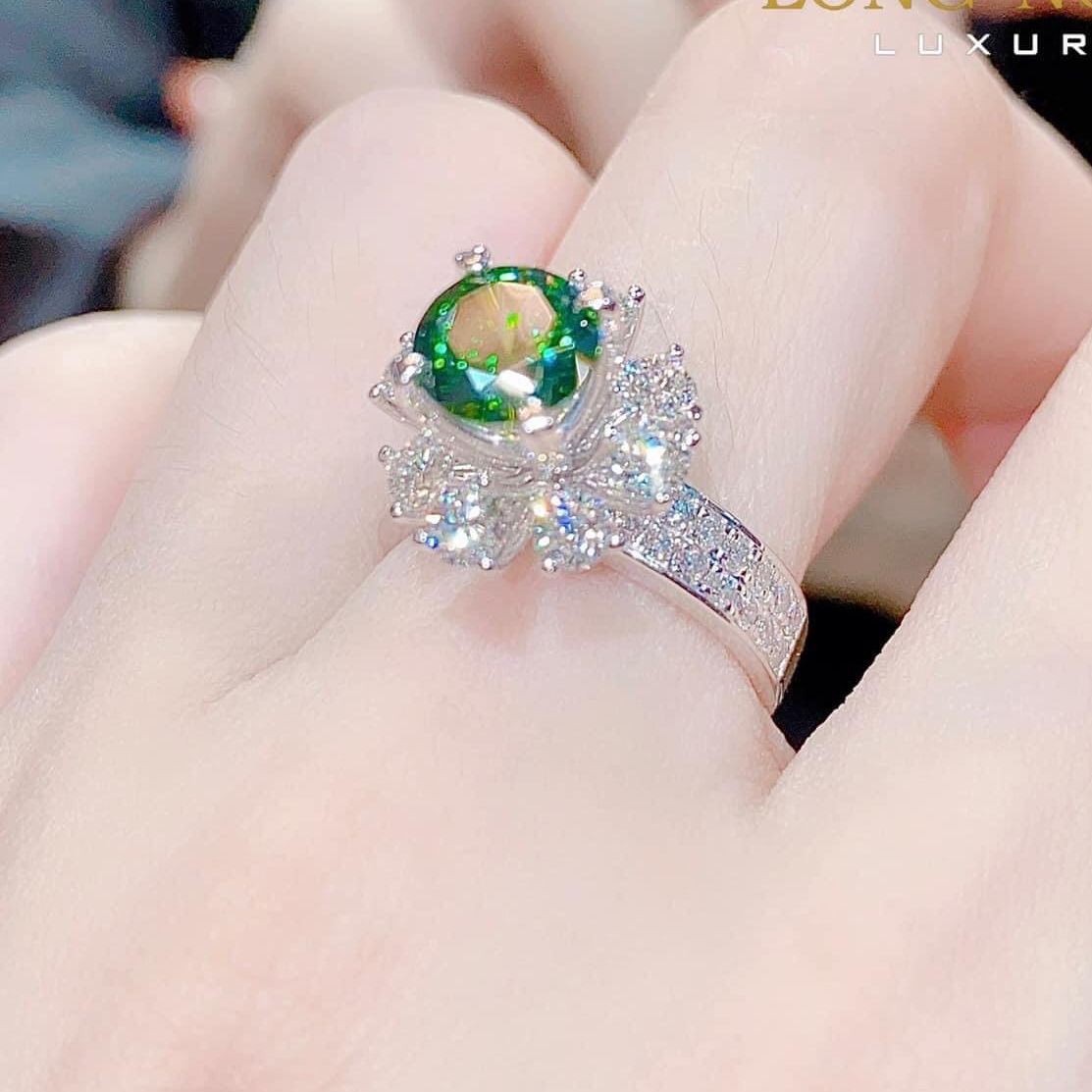 White gold plated women's ring, 24K gold 18k diamond ring. Women beautiful gold ring plated platinum crystal bow flower women rings Gado n045 party jewelry does not black