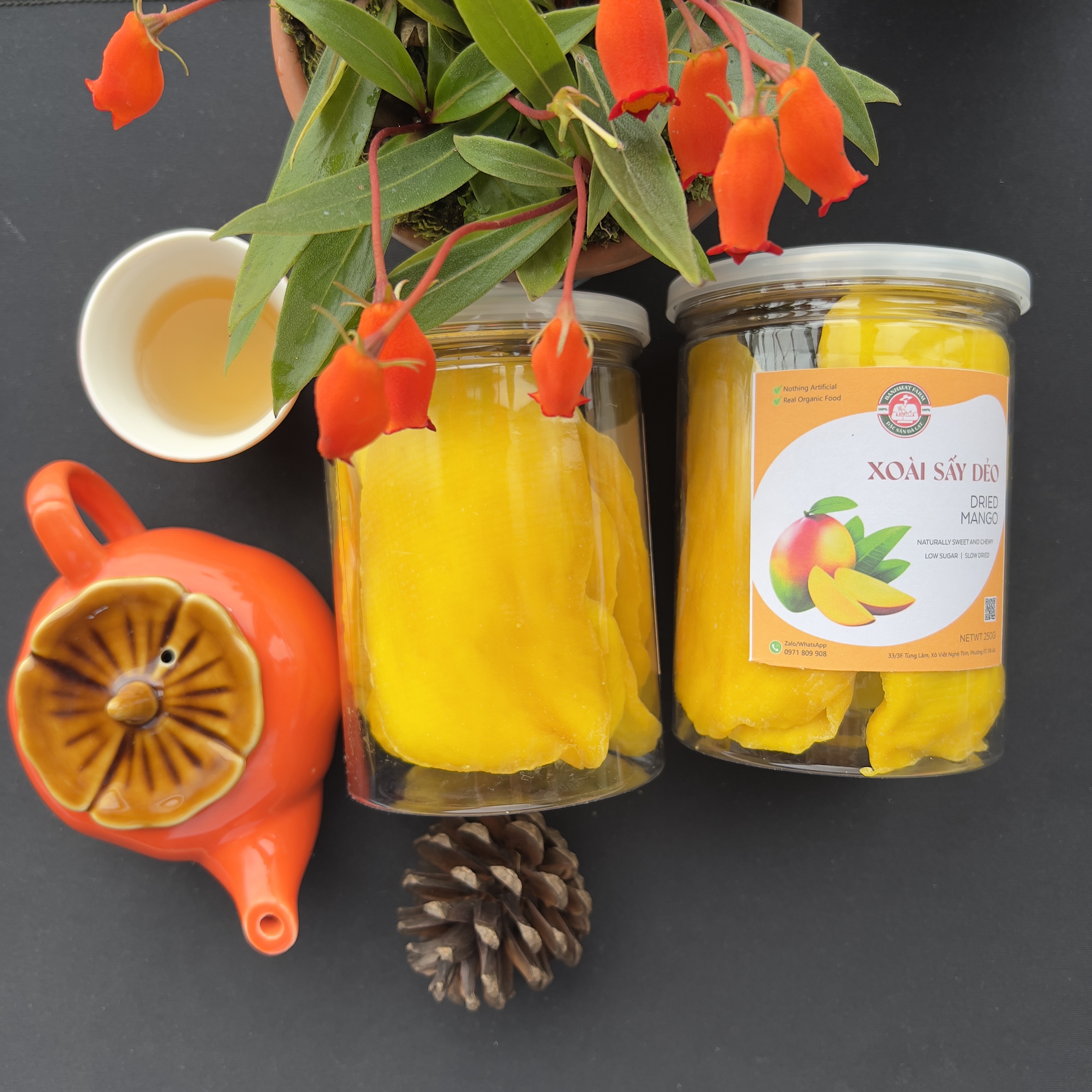 Xoài sấy dẻo nguyên miếng 500gr BanhMat Farm đặc sản trái cây sấy Đà Lạt nguyên vị