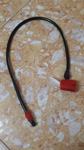 Dây bơm , và đầu bơm rời của bơm tay