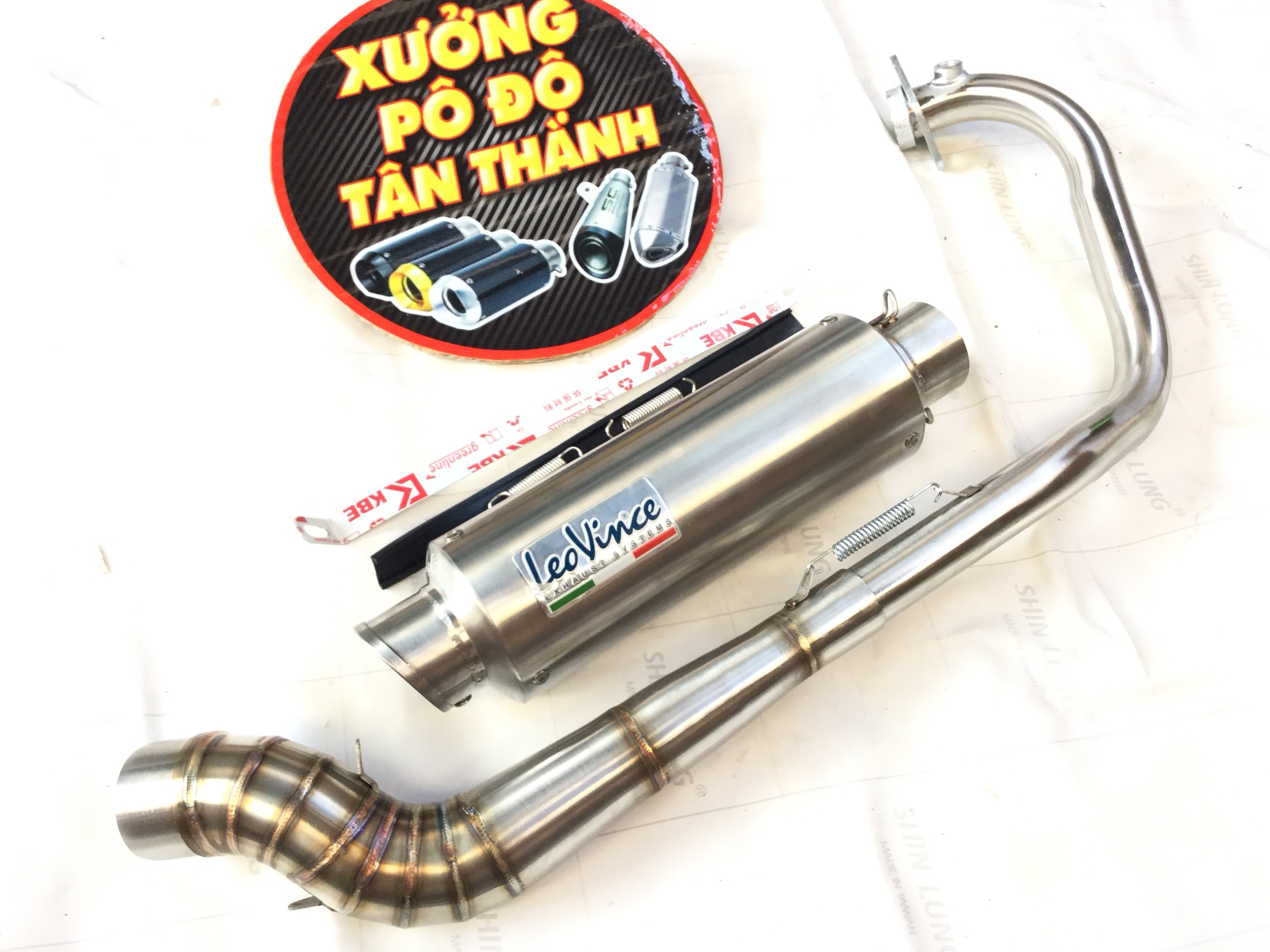 Bộ pô leovince bạc xịn full cổ cong wave 50  -100, cup, dream, 67, exciter 50cc,...,Sản Phẩm Chất Lượng, Gian Hàng Uy Tín, Giá Cả Cực Tốt, Mua Ngay.