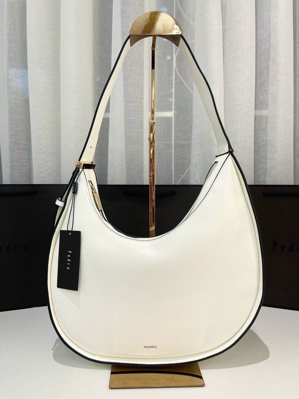 Túi Xách Nữ Pedro Egg Hobo Bags