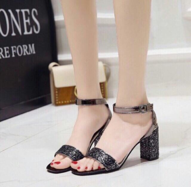 [HCM]Giày SANDAL gót vuông 7 phân bọc kim tuyến đá [CÓ SẴN]