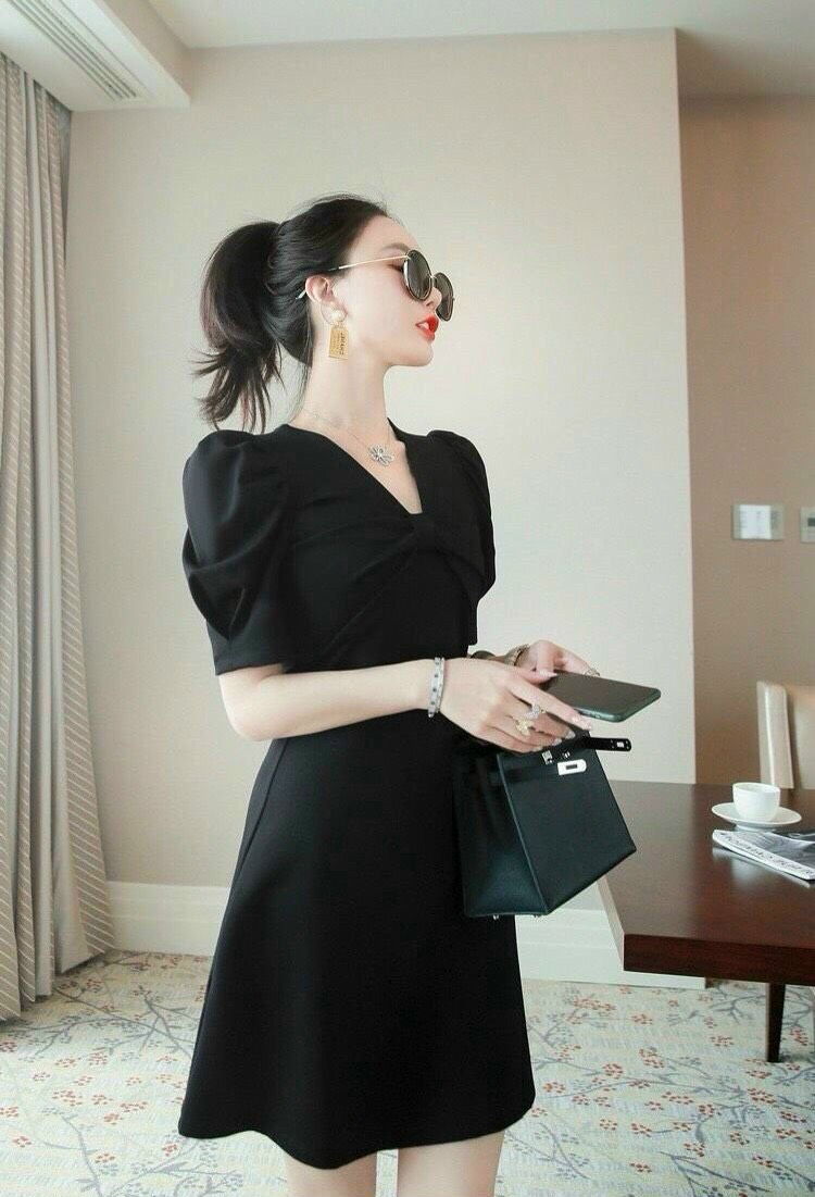FreeshipMAX [HCM] ĐẦM XÒE NƠ ĐEN TAY PHỒNG