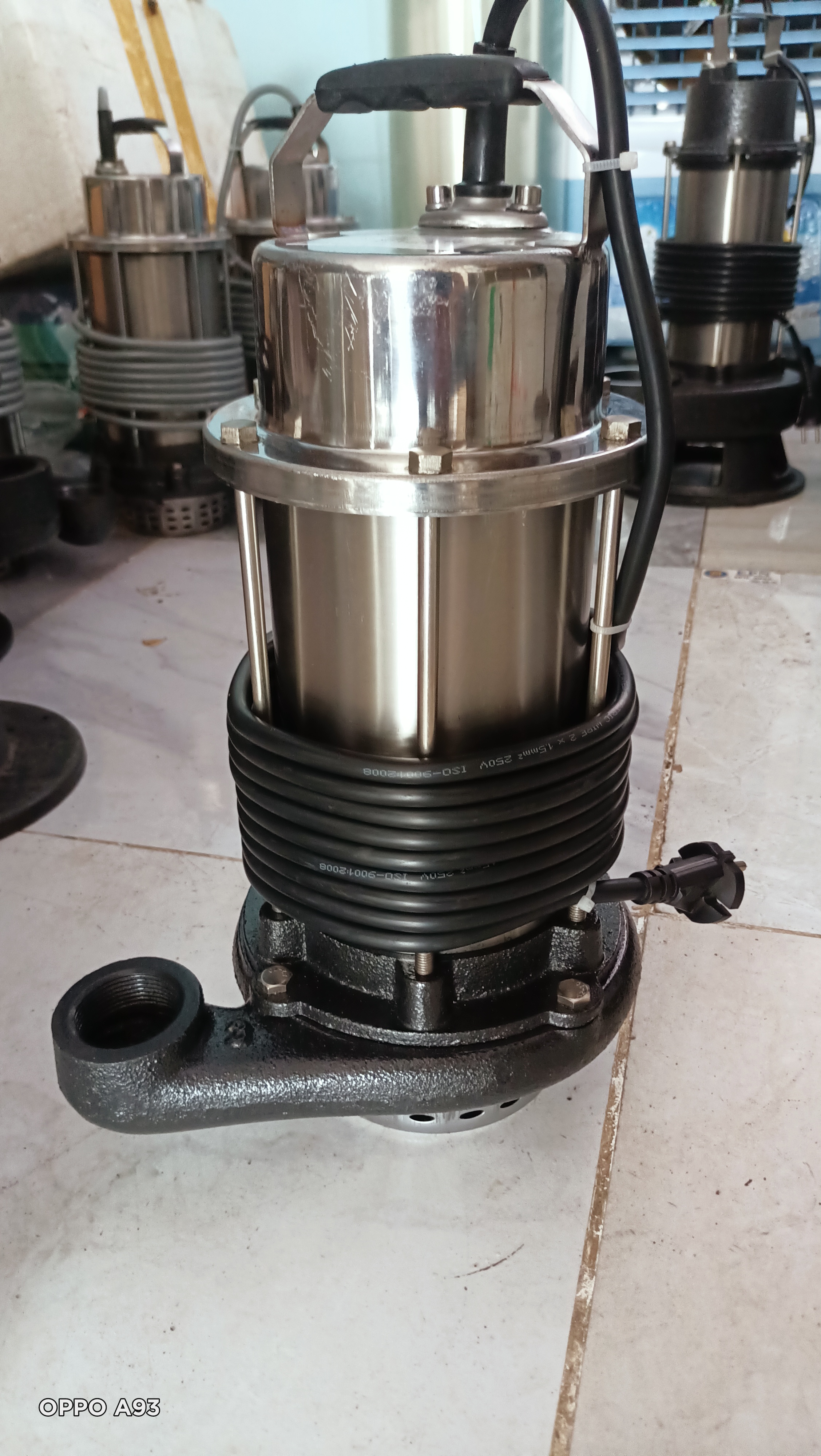 Bơm chìm 1.5hp ly tâm việt nam