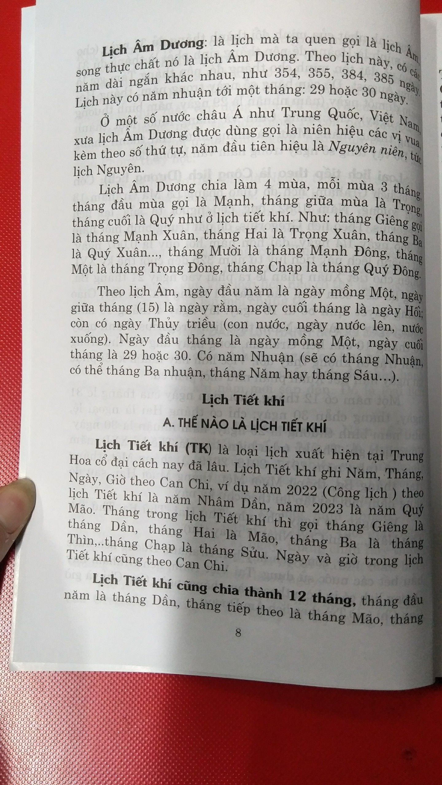 sách - cách xem ngày tốt xấu