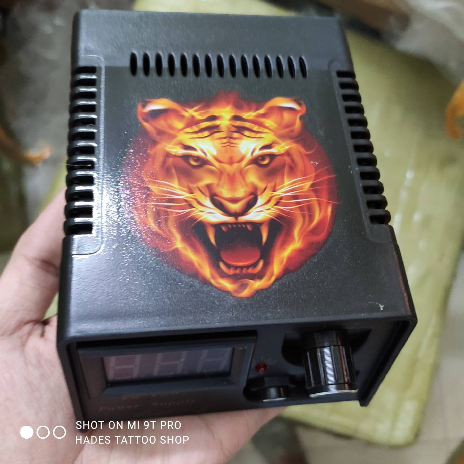 Biến điện đổi nguồn 1 máy xăm