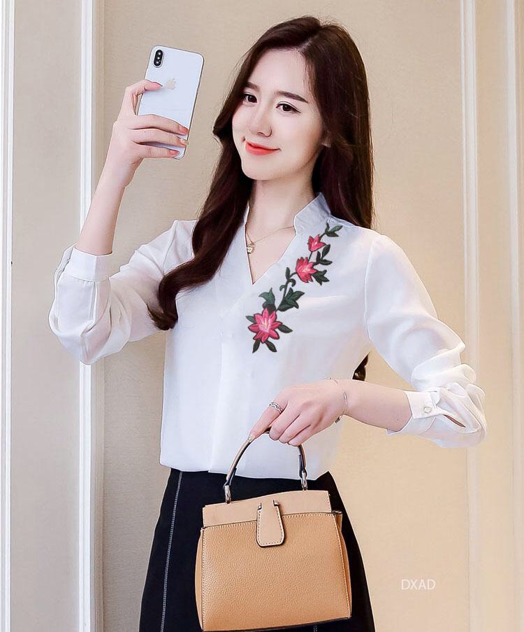 Áo sơ mi thêu hoa trước ngục ngoctran - nt6356