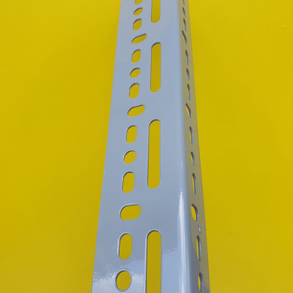 Cây sắt V lỗ ( V3x5 ) lắp kệ đa năng - Cây dài từ 20cm đến 1m
