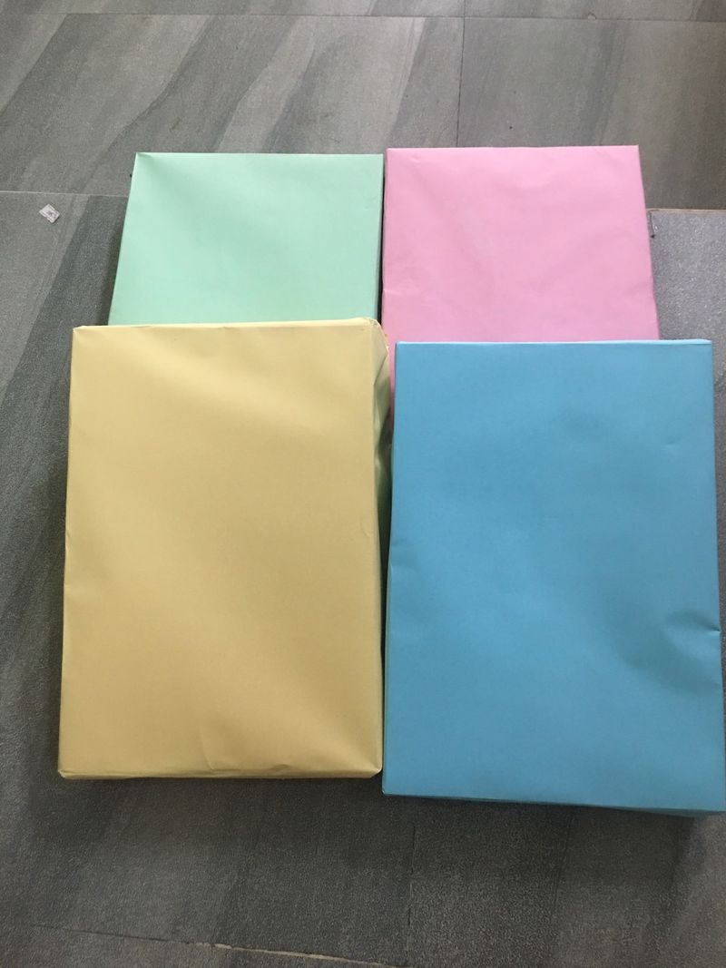 Giấy A4 Bìa Mỏng 4 Màu - Ram