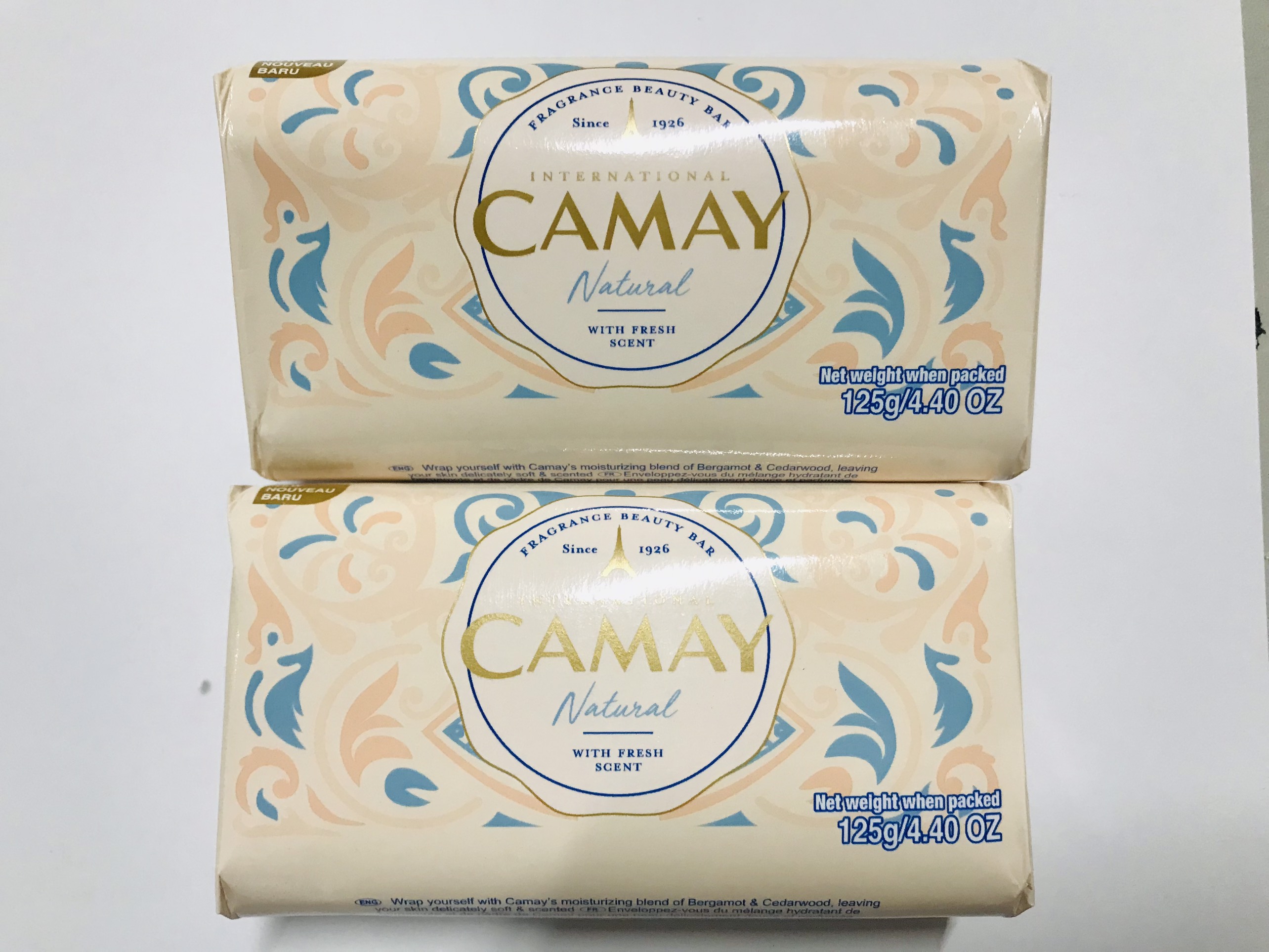 Xà bông tắm Camay Chic 125g