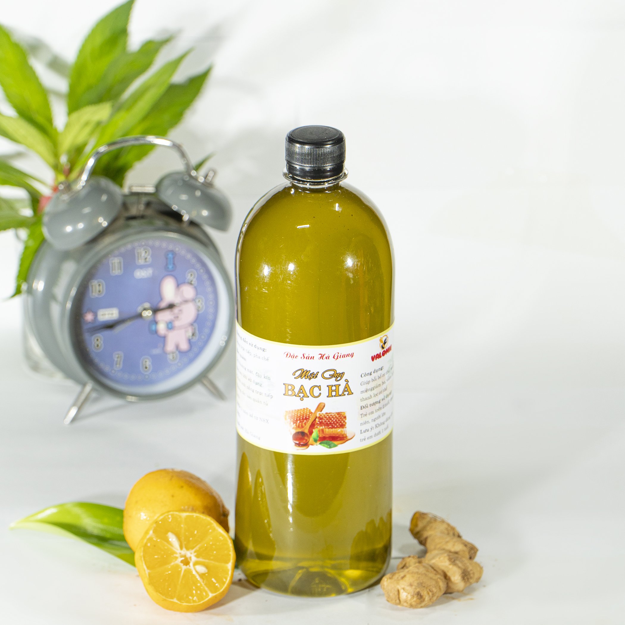Mật Ong Hoa Bạc Hà  chai 500 ml VALOMEE