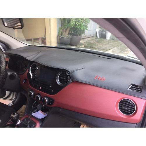 Thảm da Taplo Hyundai Grand i10 2015-2019 vân Carbon cao cấp