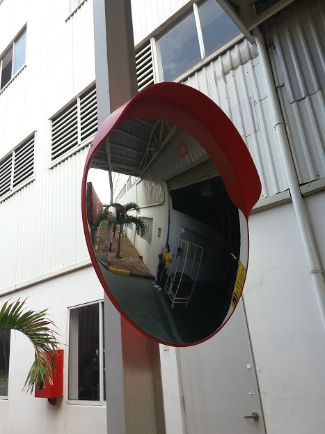 GƯƠNG CẦU LỒI POLY 1000MM