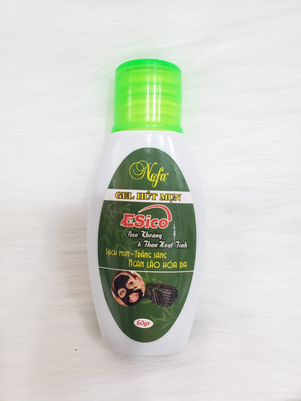[HCM]Chai Gel lột Mụn Than Hoạt Tính ESICO 60g ( chai nắp xanh)