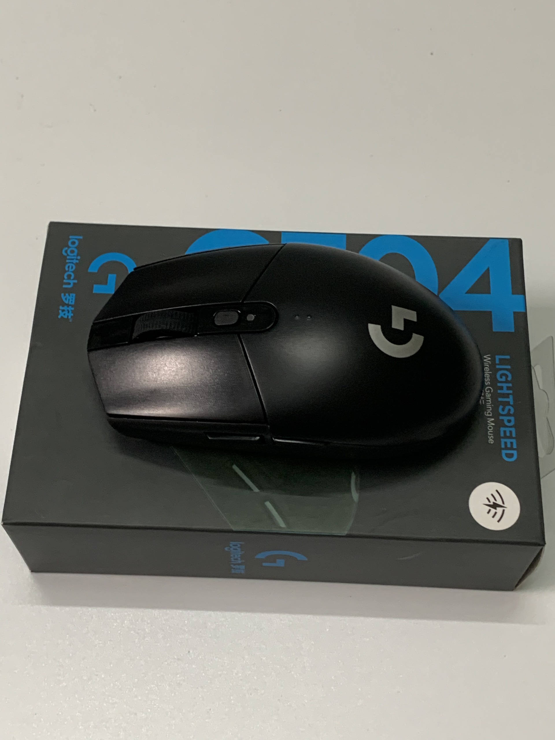 Chuột Không Dây Logitech G703 Wireless có Led - Pin sạc,Chuột Chơi Game Không Dây Logitech G703 HERO thế hệ mới