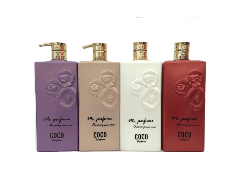 Sữa Tắm COCO PERFUME CHARMING SHOWER CREAM 800ml - Hông Kông với chiết xuất từ hương nước hoa quyến rủ cùng chiết xuất từ hoa hồng có khả năng phục hồi, giúp da chống lại những tác động từ môi trường, đem lại sự mịn màng
