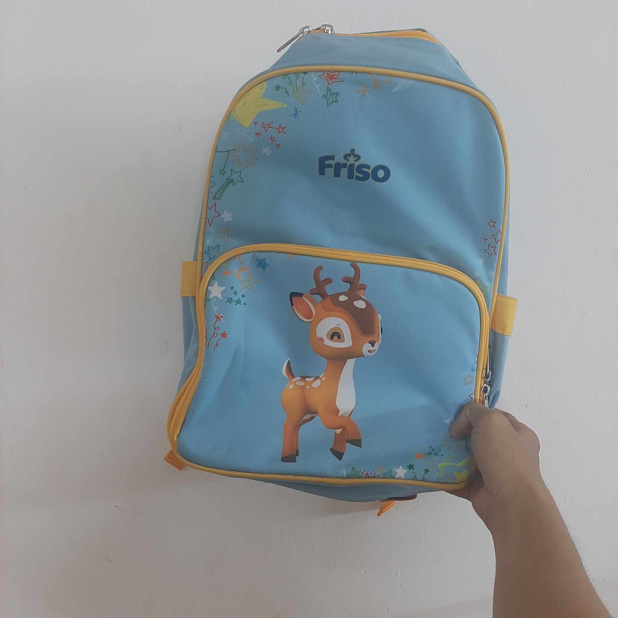 va li kéo cho bé