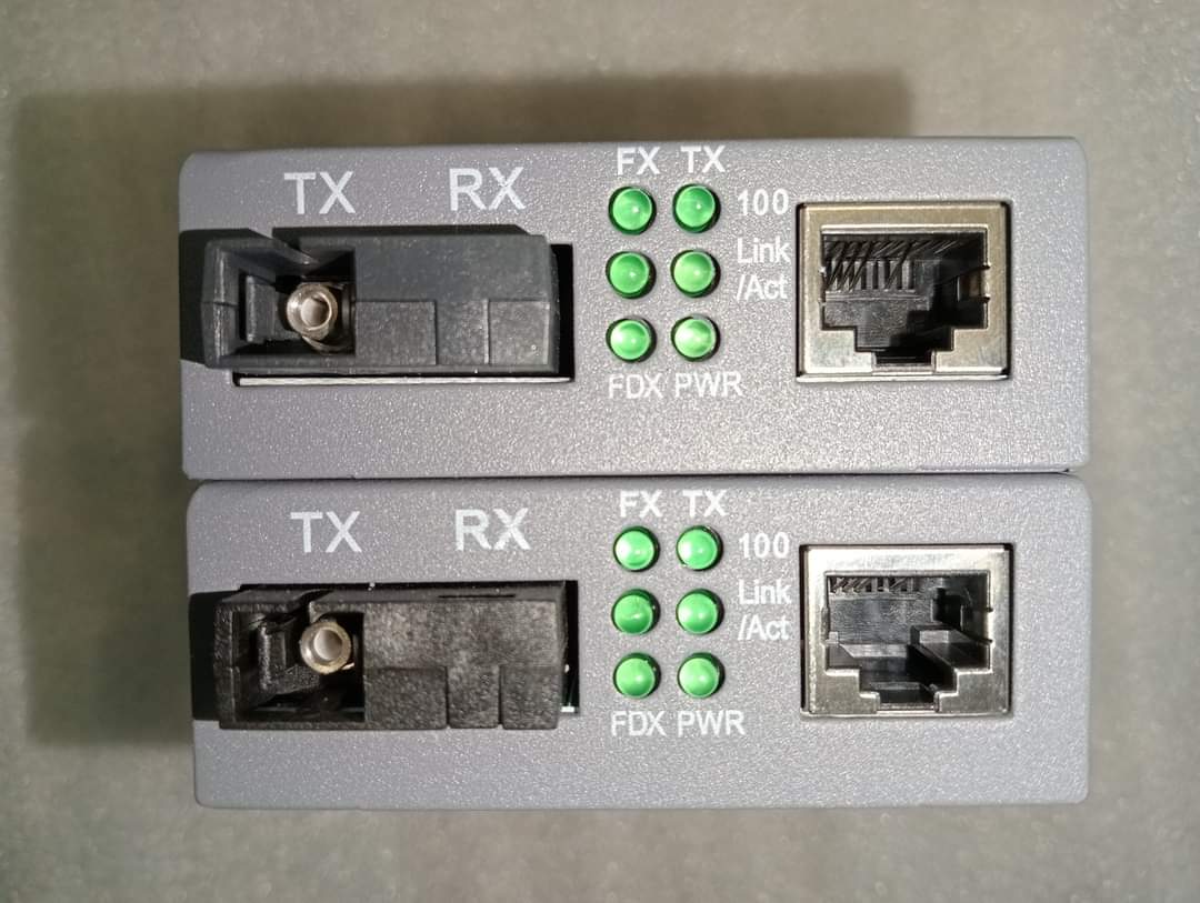 Cặp 2 Converter quang NetLink HTB 3100 AB