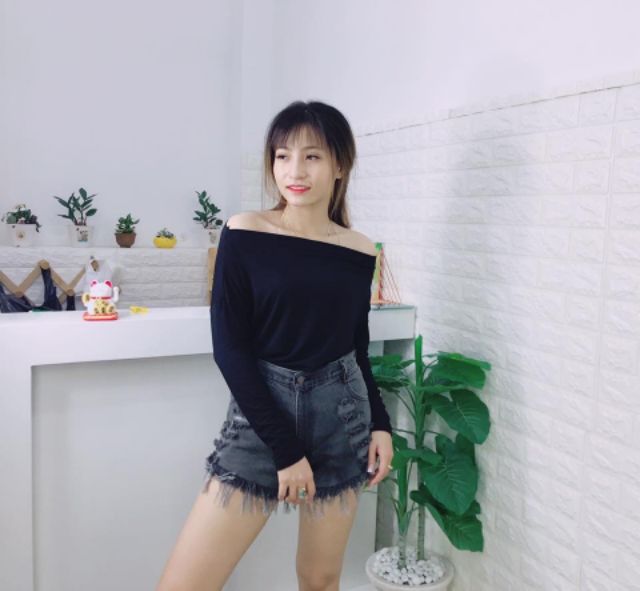 ÁO THUN TRỄ VAI TAY DÀI