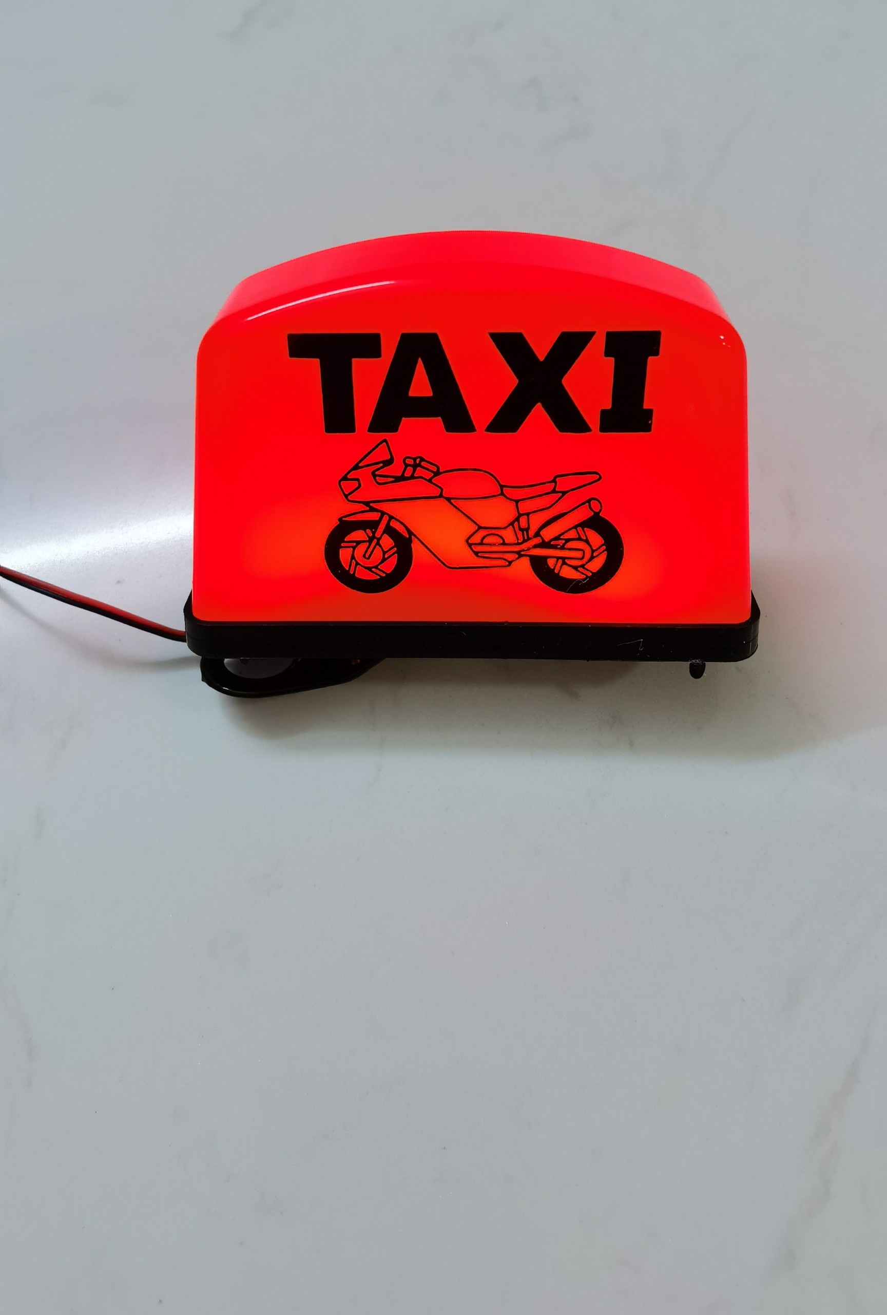 Đèn led taxi , uber gắn chân gương cho xe máy điện bình 12V Hvshop