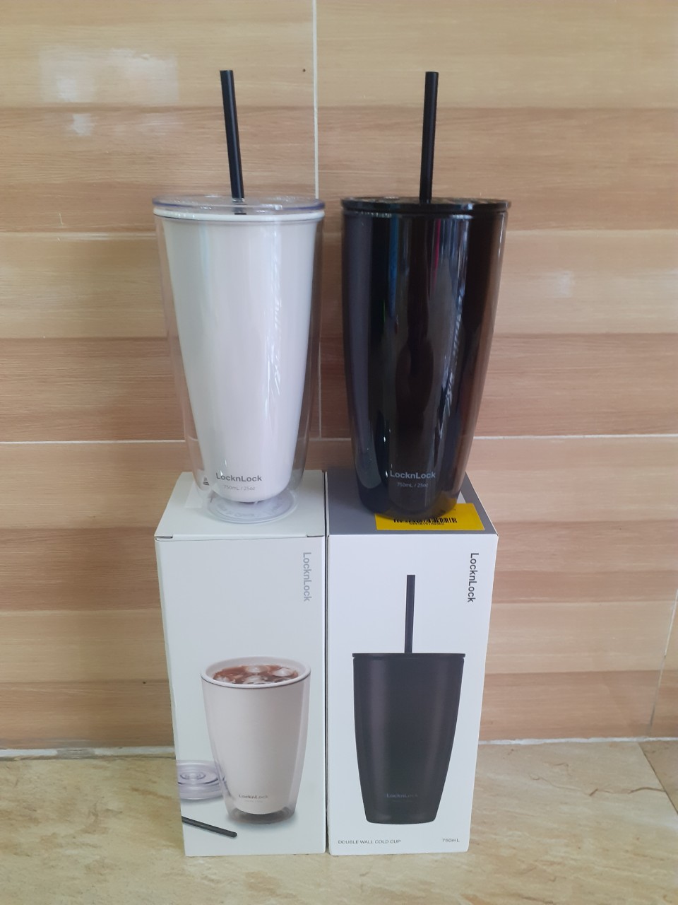 Ly nhựa 2 lớp Lock&Lock kèm ống hút 750ml