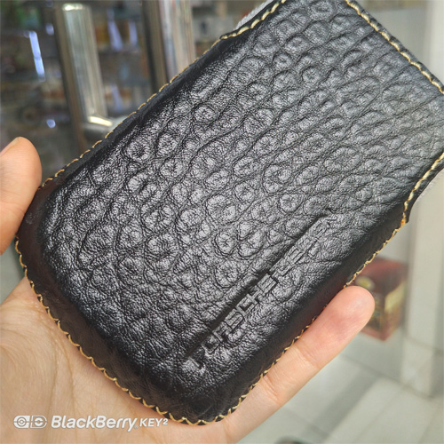 [HCM]Bao Da BlackBerry Porsche Design 9981 Handmade Da Bò Thật