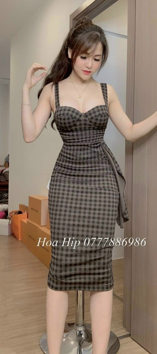 Đầm body hai dây bèo hông thời trang fashionlyly