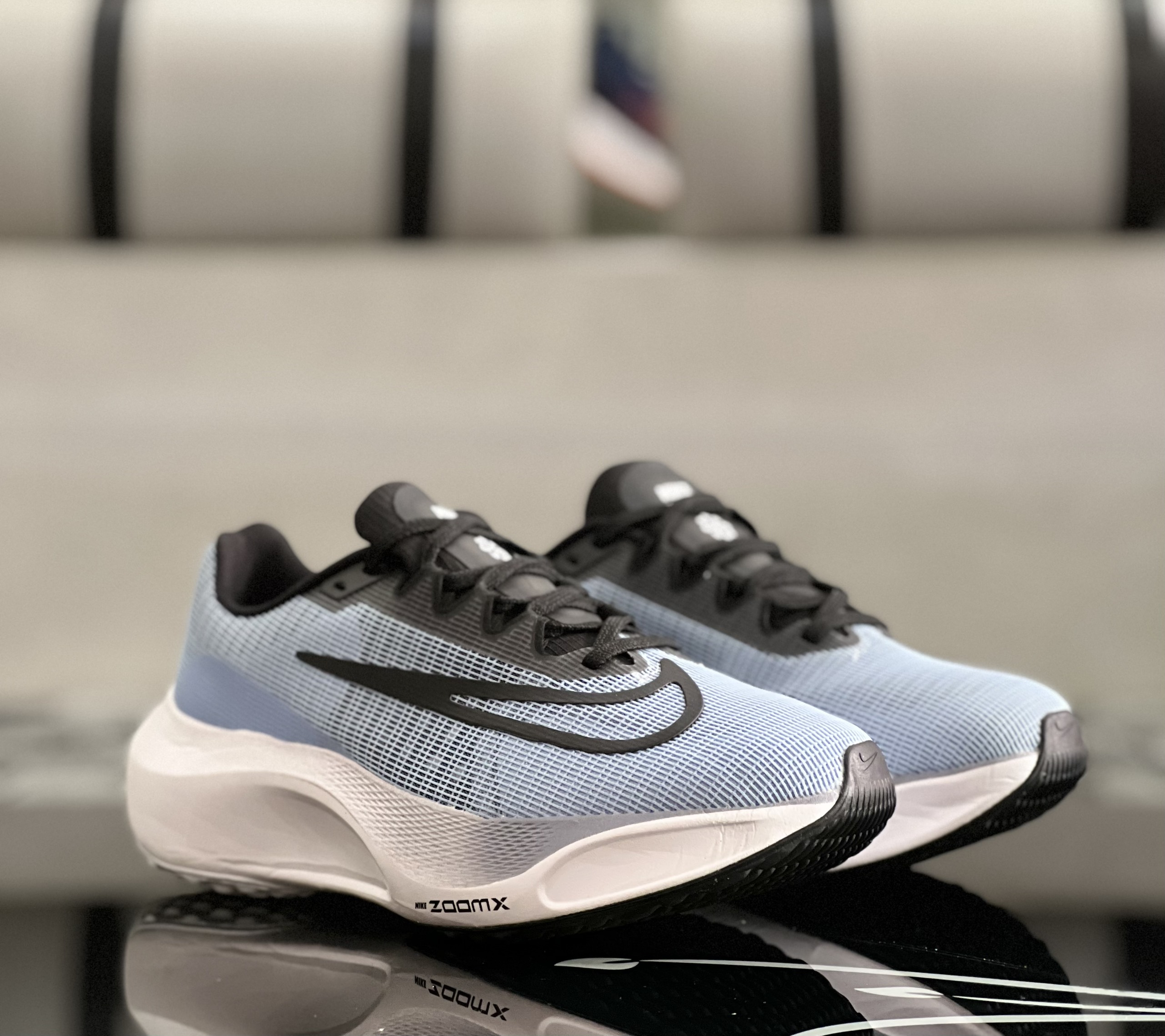 SALE CH??NH H??NG 50 - Nike Zoom Fly 5 Thi???t k??? ????�p m??�t v?� hi?�?u su??�t tuy?�?t v?�?i - MixASale