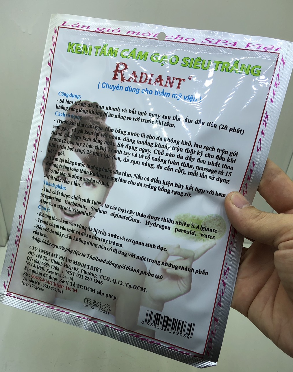 TẮM TRẮNG RADIANT CÁM GẠO 170g