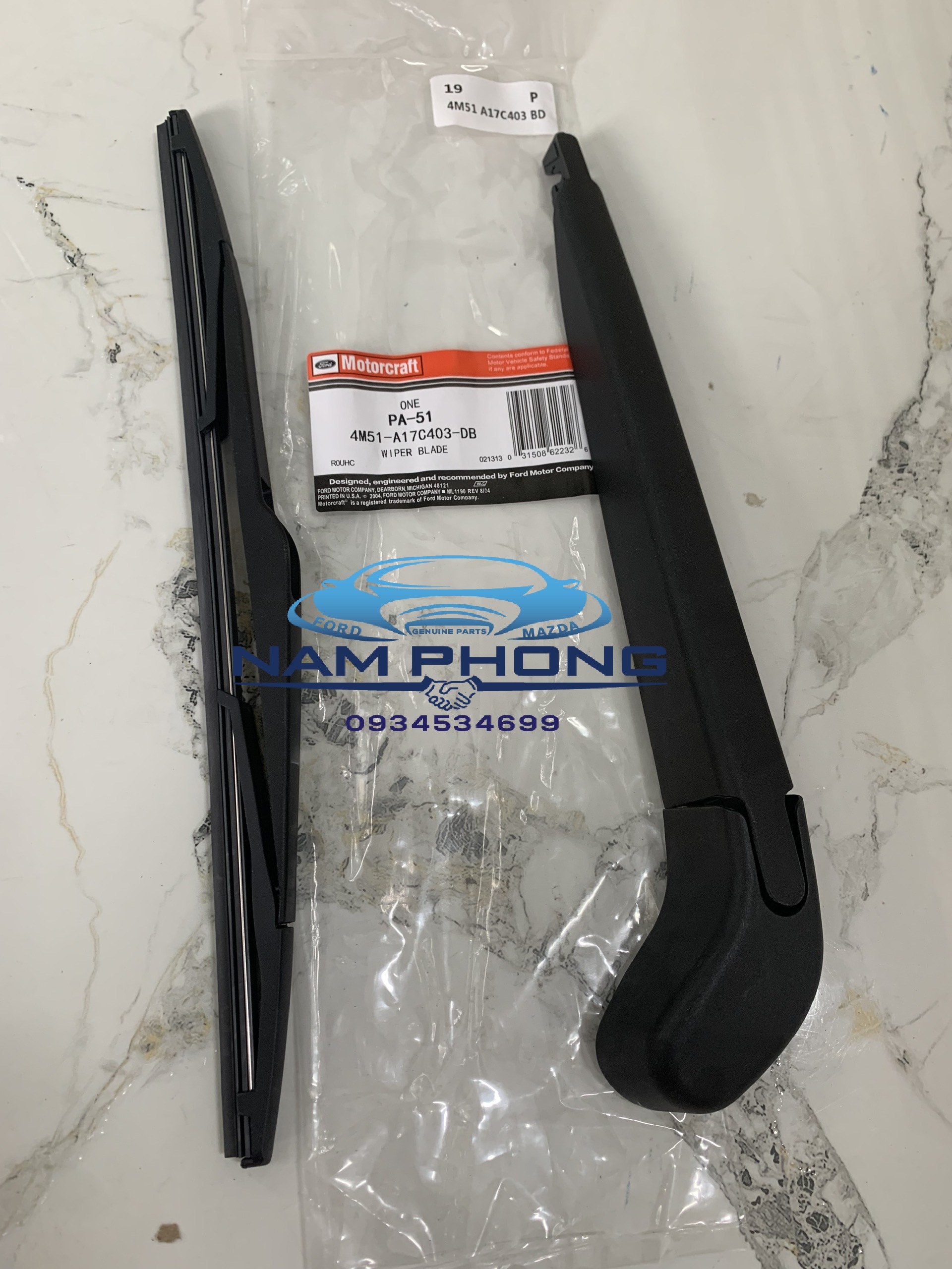Cần chổi gạt mưa sau focus 05-12 - 4m51a17c403db / 4m51a17c403df