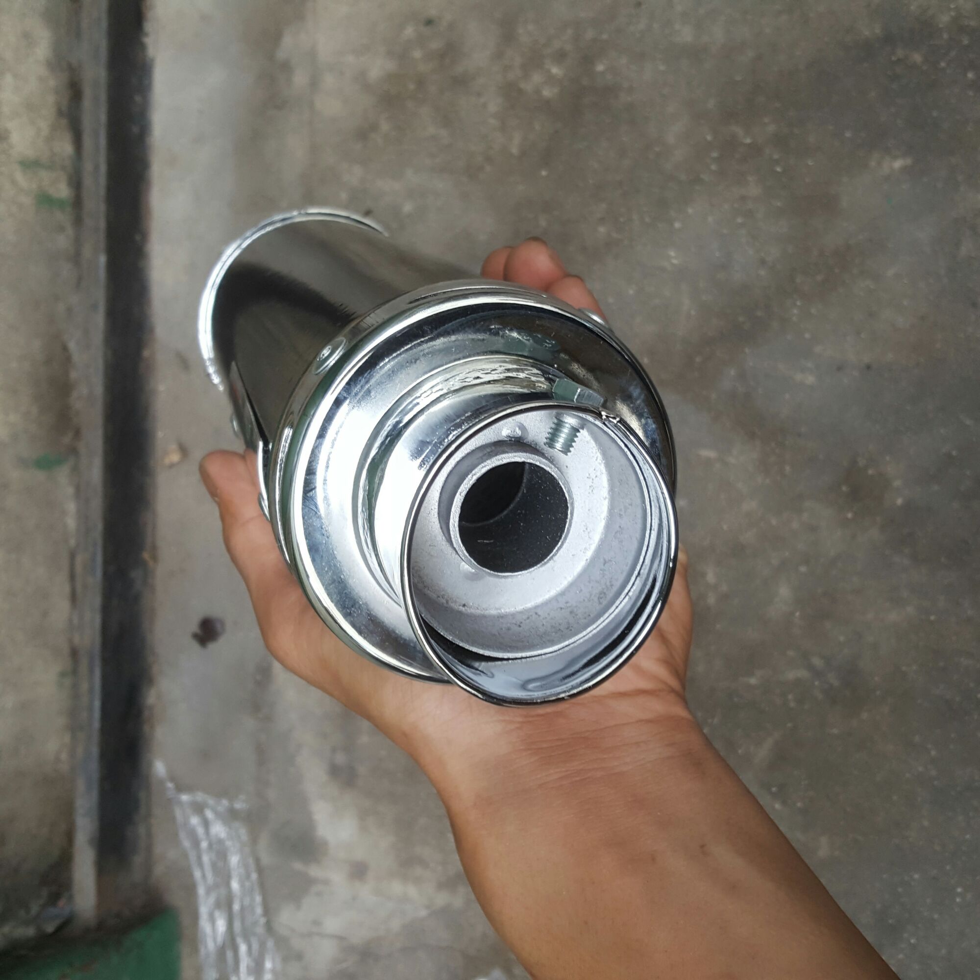 Lon Leovince Đen Vn giá rẽ