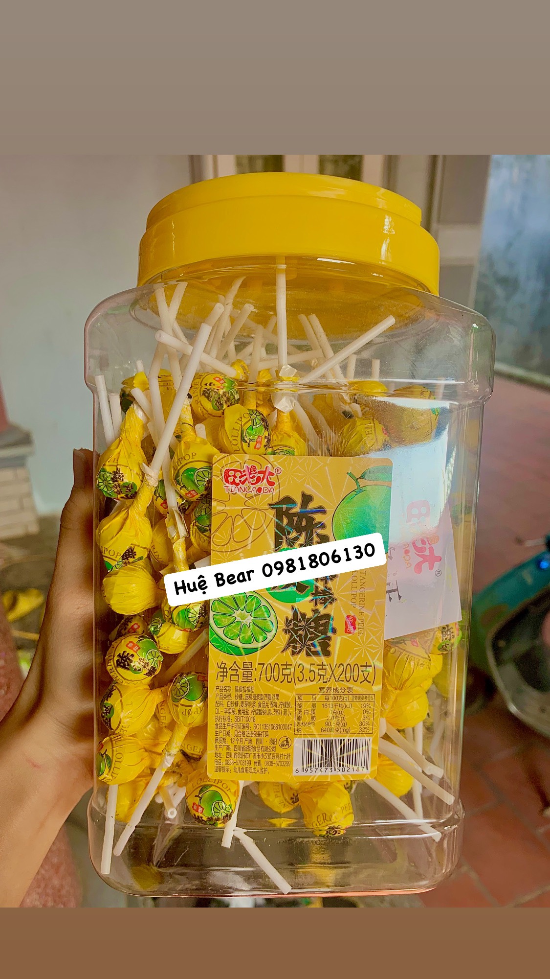 Hộp 200que kẹo mút chanh nhỏ siêu hot