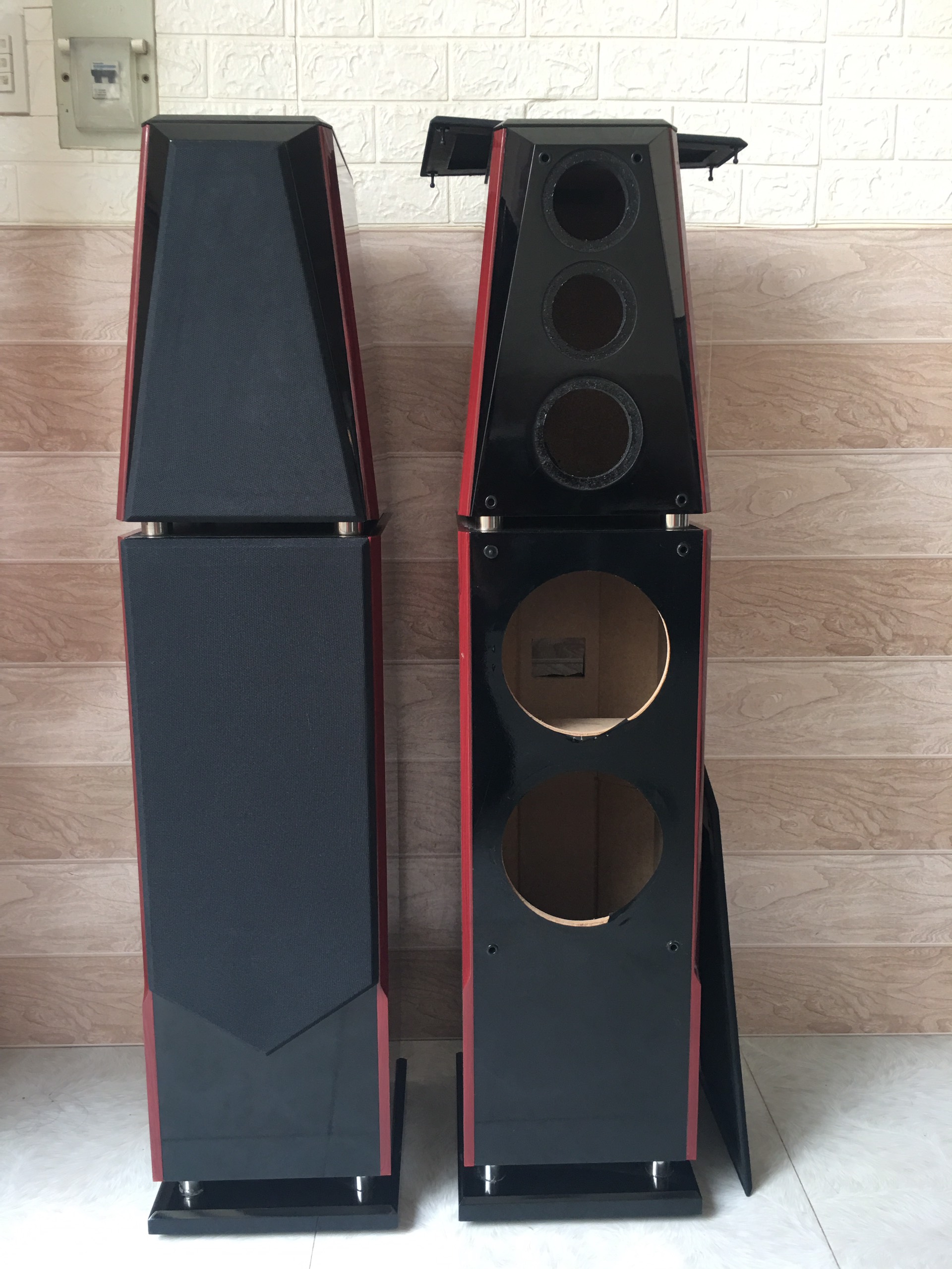 Vỏ thùng loa cây loa đứng loa sử dụng 2 bass 20 cm, 2 loa chép, 1 loa mid Hải Triều -1 cặp