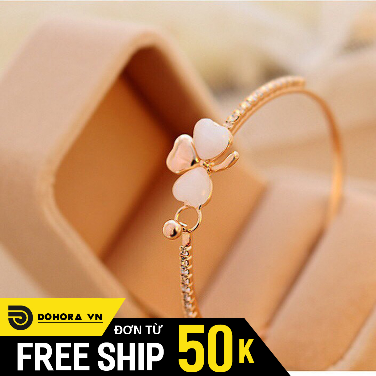 Vòng Tay Thời Trang Dành Cho Nữ Siêu Đẹp VT18, Họa Tiết Trái Tim Và Cỏ Ba Lá Đính Đá Cực Sang, Chất Liệu Cao Cấp Không Gỉ, Không Ngứa