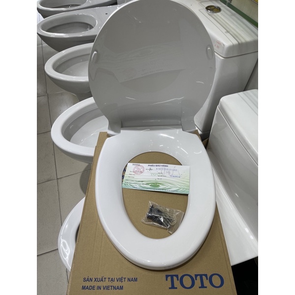 Nắp bồn cầu toto tc393vs, bảo hành chính hãng 02 năm gắn vừa tất cả các bồn cầu toto hiện nay