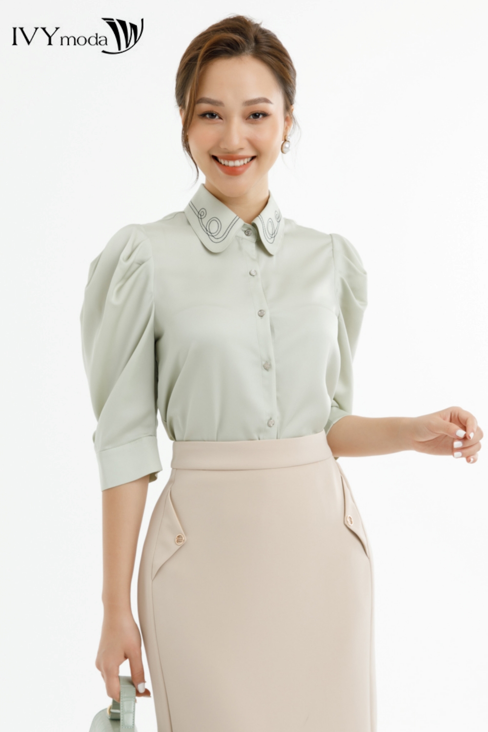 [CHỈ 3.3 - VOUCHER 33K ĐƠN 330K] Áo sơ mi lụa vổ viền IVY moda MS 16M7579