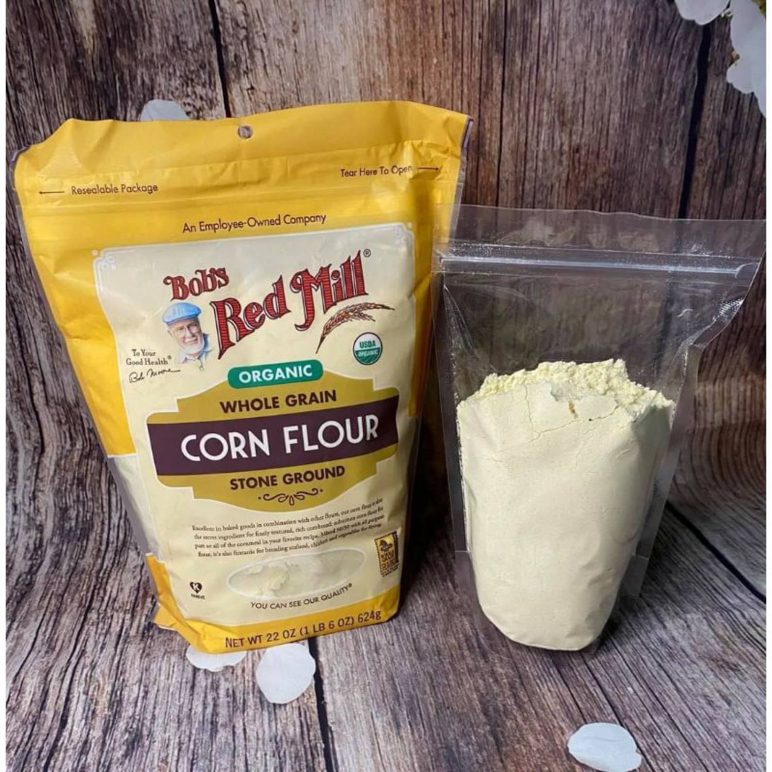 Bột bắp hữu cơ Bob s red mill 624gr