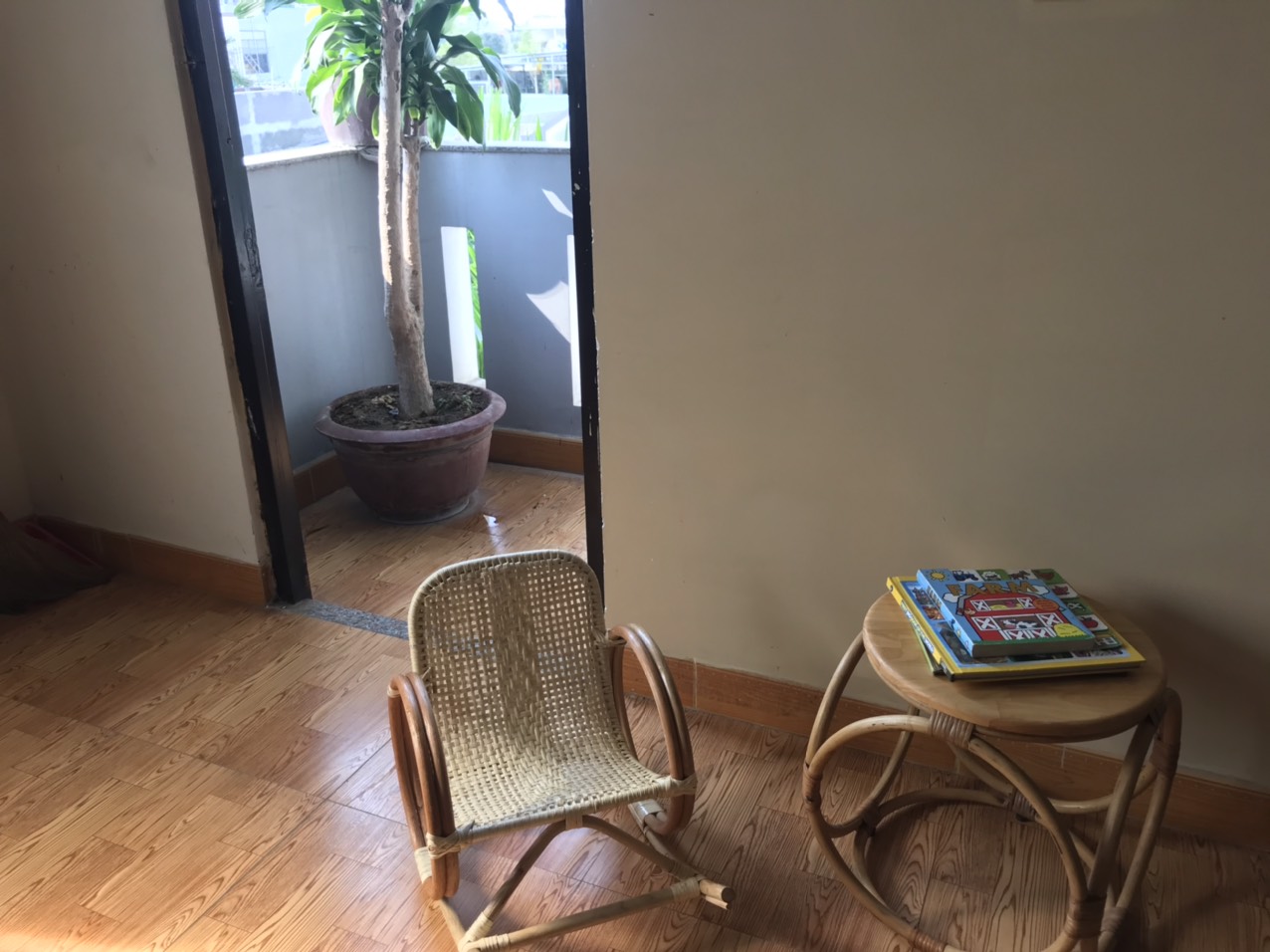 Rocking chairs for baby