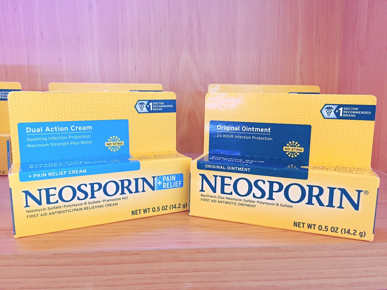 Kem Mỡ Neosporin 24.3g
