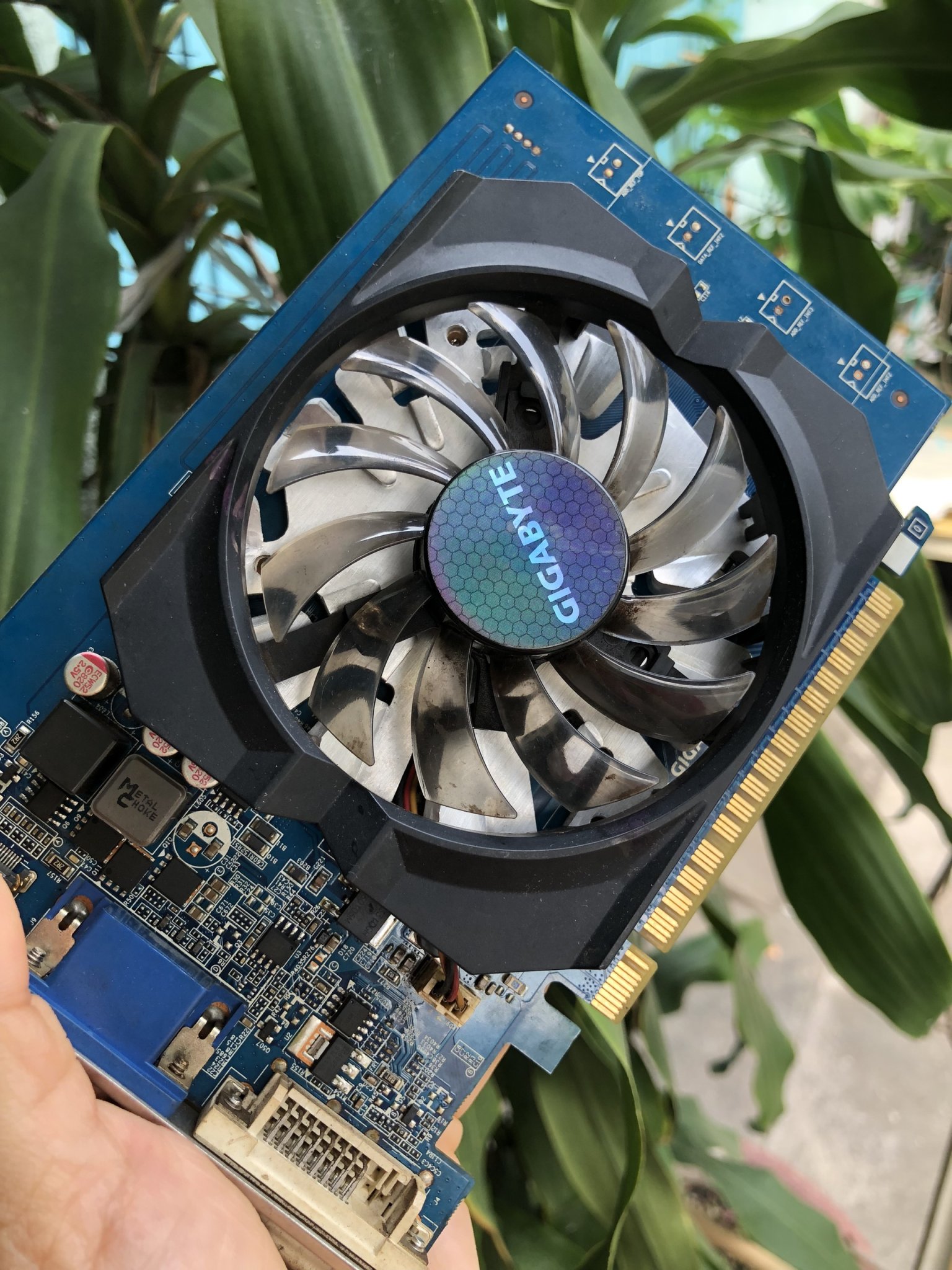 Vga Gigabyte gt730 2g d5. 1 ĐỔI 1 trong 1 tháng