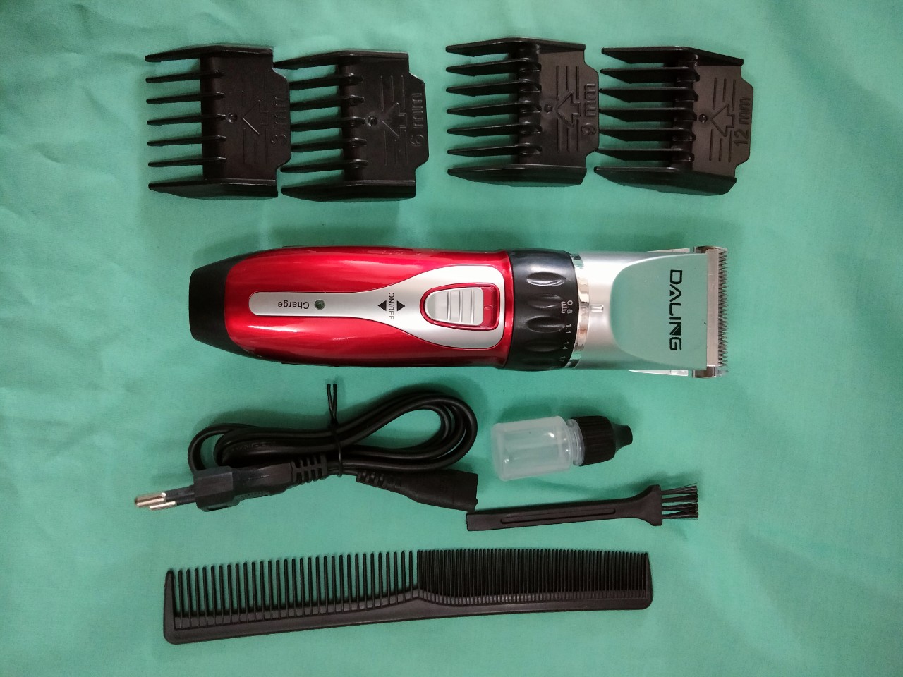 Máy Tông đơ cắt tóc Jichen 6w JC-0817