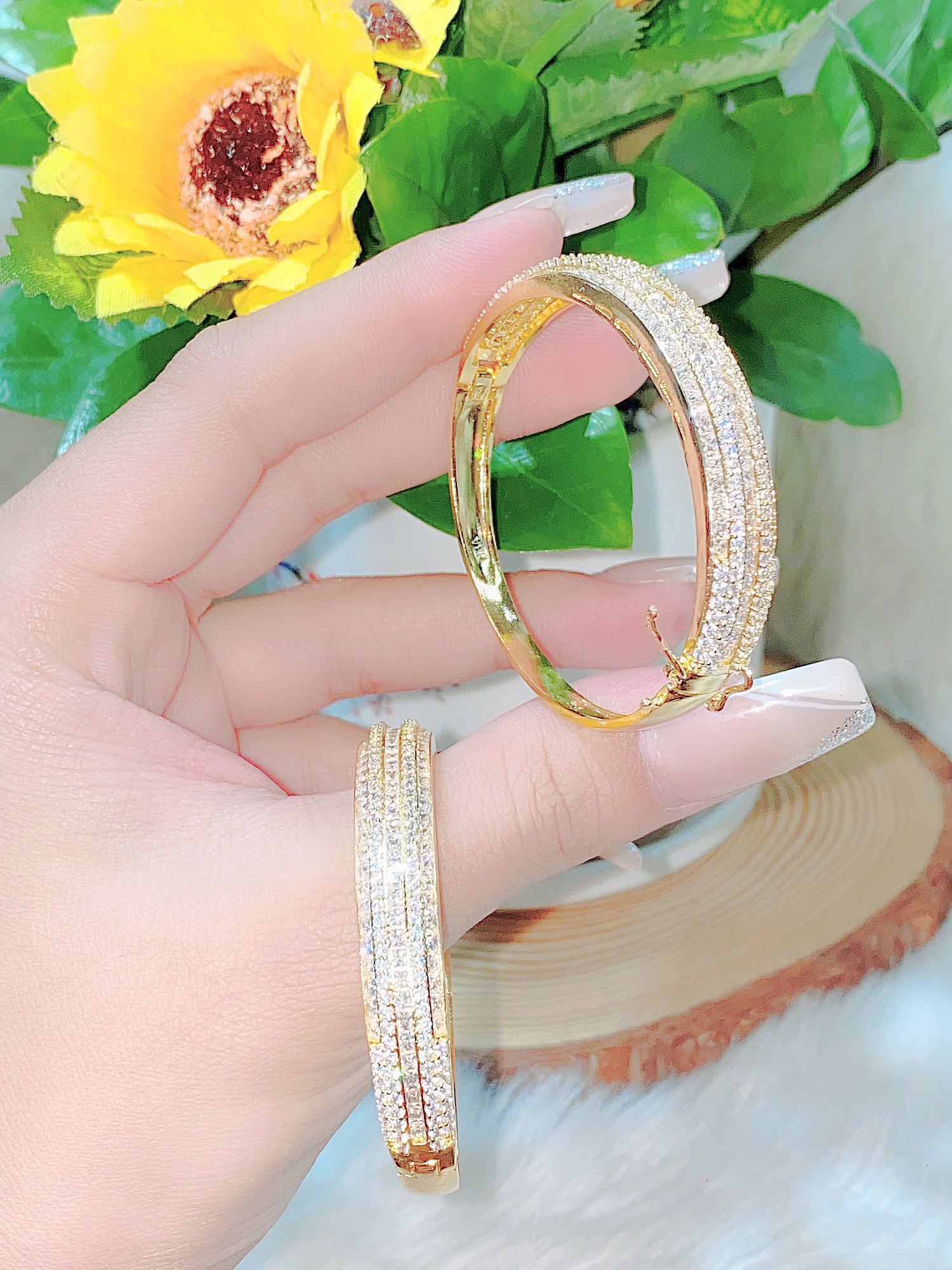 V3832145 - Vòng tay nữ UHA, lắc tay bền màu thiết kế cao cấp sáng lấp lánh