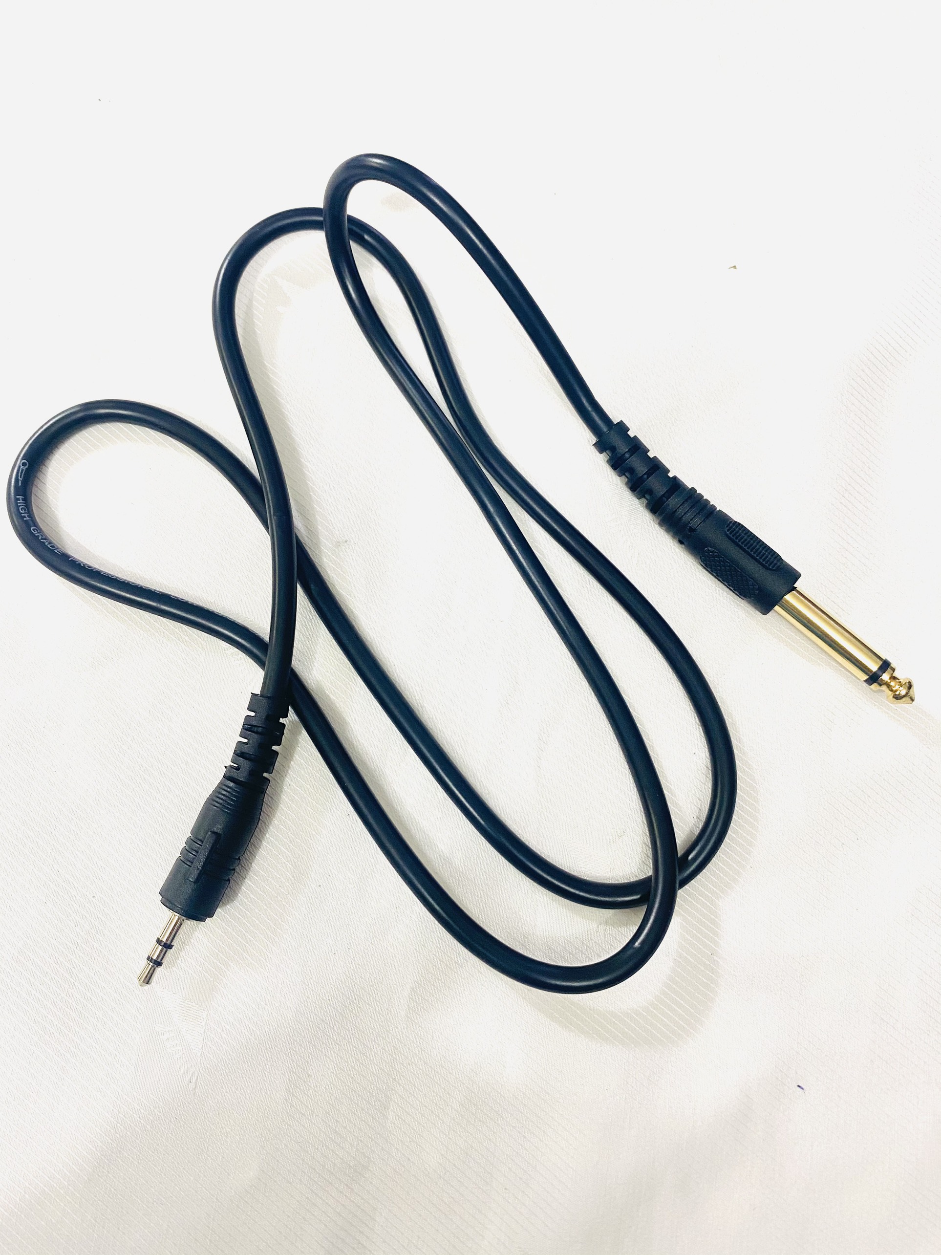 Dây chuyển từ jack 3.5 ly sang jack 6ly (mono)