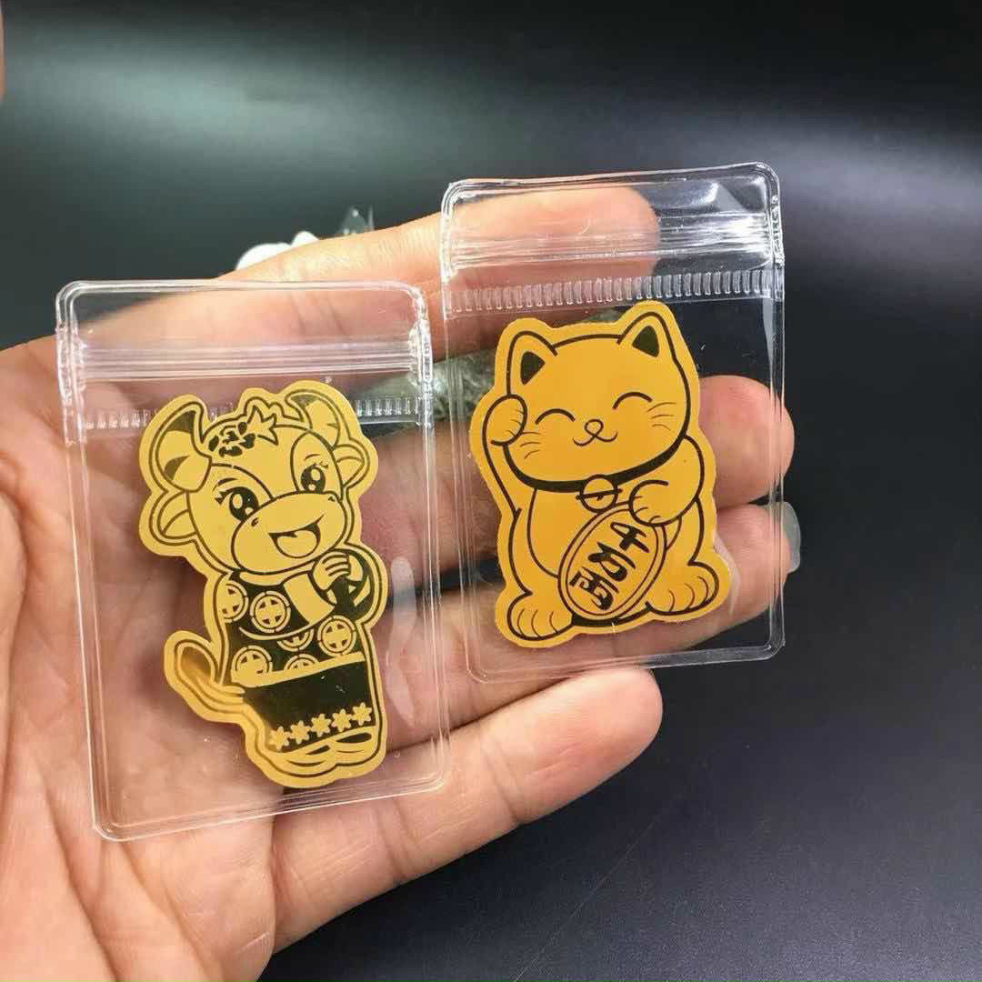 [Lấy mã miễn phí vận chuyển] Tết 2021 - Mèo vàng thần tài trâu vàng may mắn mang lộc lá do với người dùng dạng miếng dán / gài sau ĐT cực hot tết 2021 năm nay