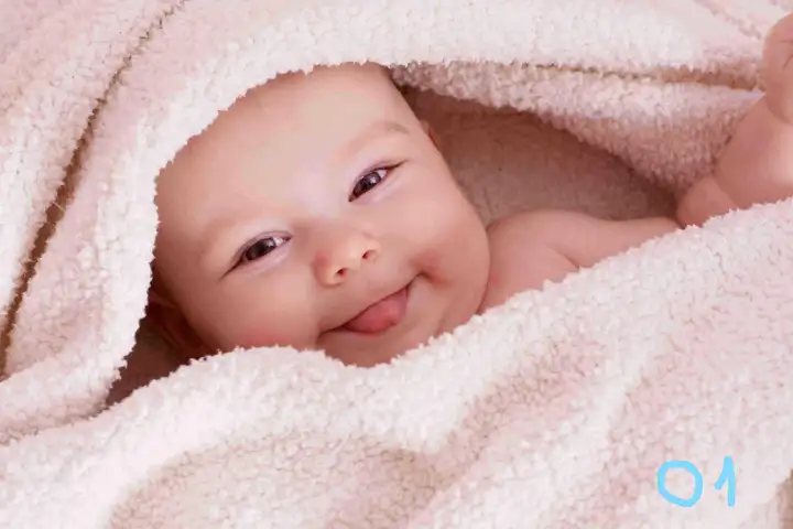 Tranh em bé cho mẹ bầu: Mua bán trực tuyến Khung ảnh và Tranh treo tường  với giá rẻ | Lazada.vn