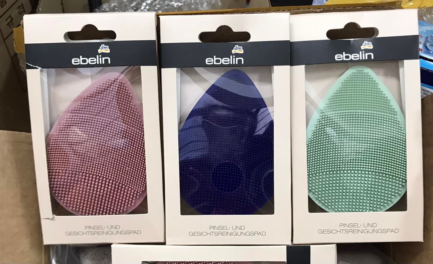 Miếng Pad rửa mặt massage Ebelin bằng silicone-Đức